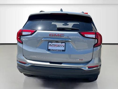 2024 GMC Terrain AWD AT4