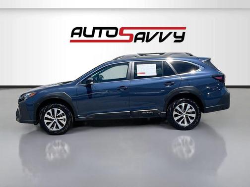 Cosmic Blue Pearl 2025 Subaru Outback Base
