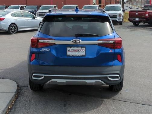 2021 Kia Seltos S