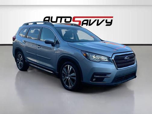 Ice Silver Metallic 2022 Subaru Ascent Touring 7-Passenger