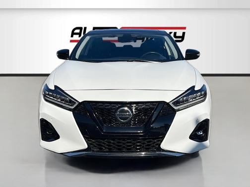 Pearl White Tricoat 2023 Nissan Maxima Platinum