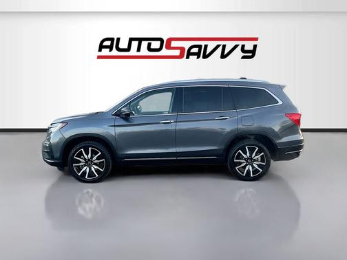 Gray 2022 Honda Pilot Touring