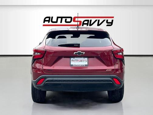 Crimson Metallic 2024 Chevrolet Trax FWD 1RS