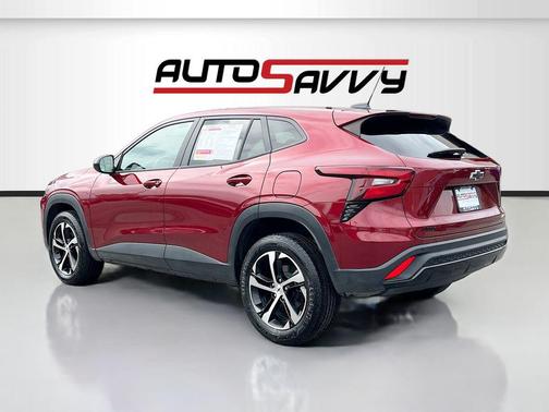 Crimson Metallic 2024 Chevrolet Trax FWD 1RS