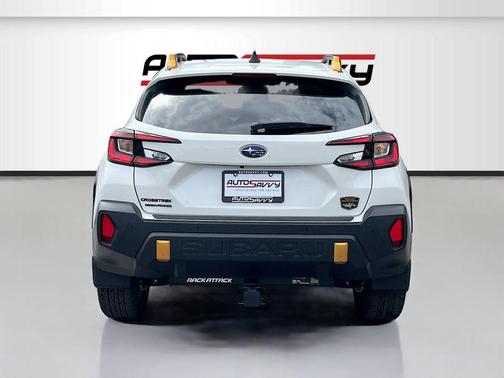 Crystal White Pearl 2024 Subaru Crosstrek Wilderness