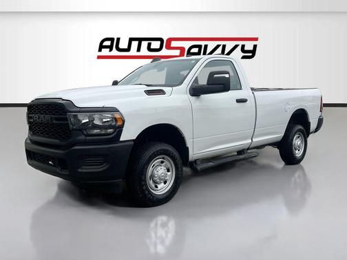2024 RAM 2500 Tradesman Regular Cab 4x4 8' Box