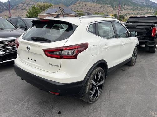 2021 Nissan Rogue Sport SL