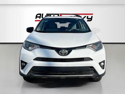 2018 Toyota RAV4 Adventure