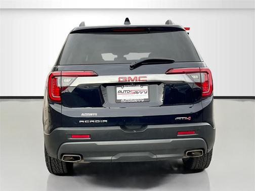 2022 GMC Acadia AWD AT4