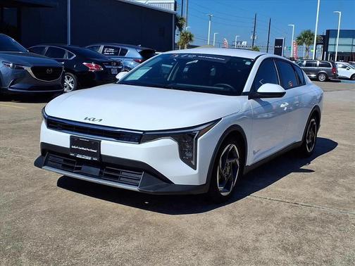 2025 Kia K4 EX