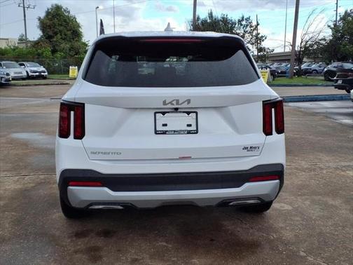 2025 Kia Sorento LX