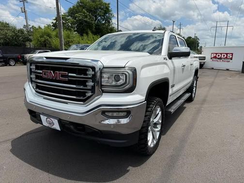 White 2017 GMC Sierra 1500 SLT