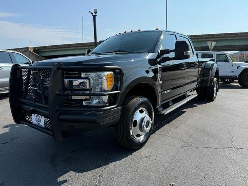 2017 Ford F-350 Lariat