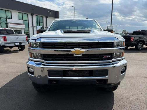 Summit White 2017 Chevrolet Silverado 2500 LTZ