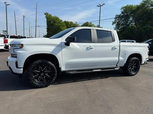 White 2020 Chevrolet Silverado 1500 RST