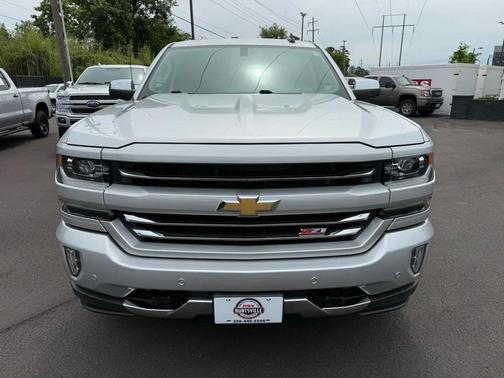 Silver Ice Metallic 2018 Chevrolet Silverado 1500 LTZ