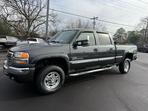 2005 GMC Sierra 2500 SLT H/D Crew Cab