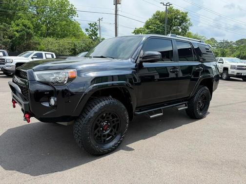 Midnight Black Metallic 2018 Toyota 4Runner TRD Off Road Premium