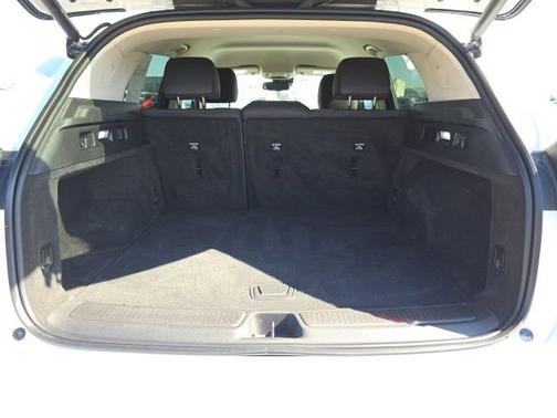 Summit White 2023 Buick Envision Preferred