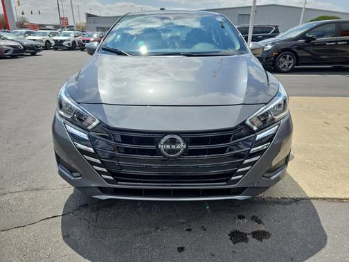 2023 Nissan Versa SV
