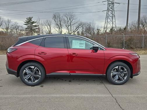 2025 Nissan Murano SL