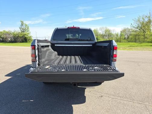 Boulder Gray Pearl 2026 Nissan Frontier PRO-4X