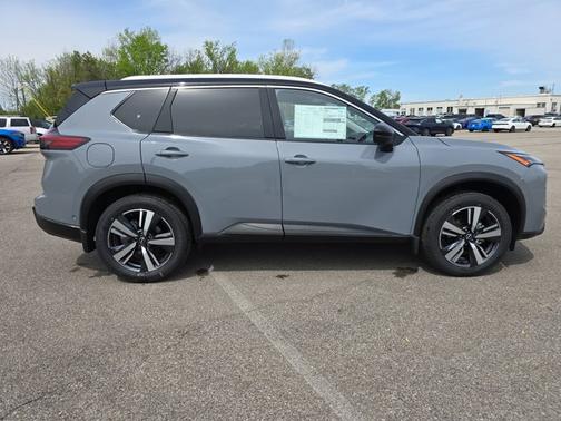2025 Nissan Rogue SL