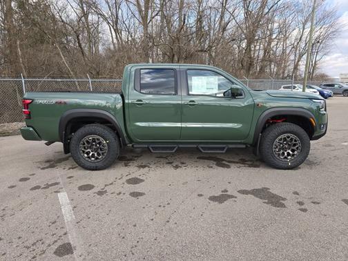 2026 Nissan Frontier PRO-4X w/R Package