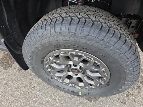 2026 Nissan Frontier PRO-4X w/R Package