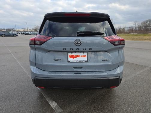 2026 Nissan Rogue Dark Armor