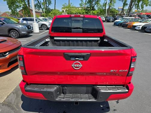 2023 Nissan Frontier SV