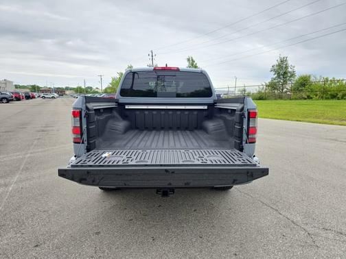 Boulder Gray Pearl 2026 Nissan Frontier SV