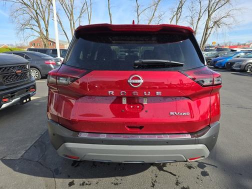 2022 Nissan Rogue SV