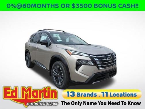 Champagne Silver Metallic/Super Black 2026 Nissan Rogue Platinum