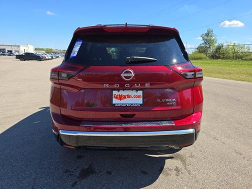 2026 Nissan Rogue Platinum