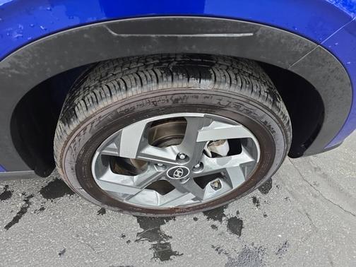 2023 Hyundai VENUE Limited