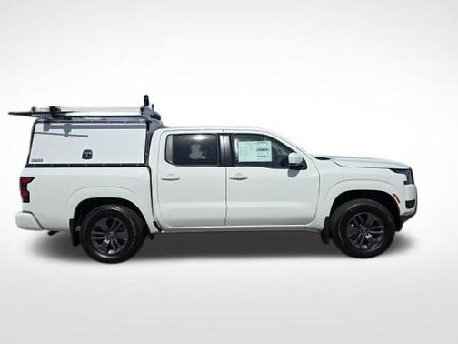 Glacier White 2026 Nissan Frontier SV