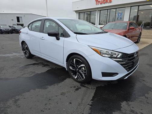 2024 Nissan Versa SR