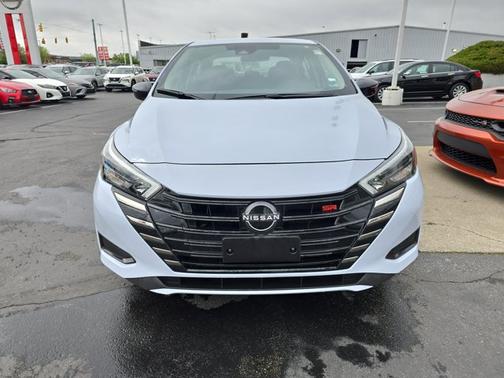 2024 Nissan Versa SR