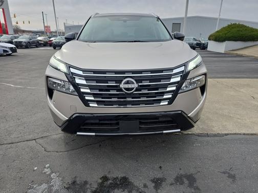 2025 Nissan Rogue Platinum