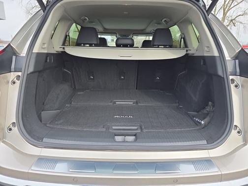 2025 Nissan Rogue Platinum