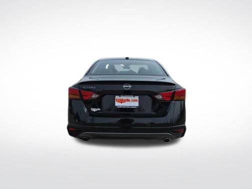 Super Black 2026 Nissan Altima SV