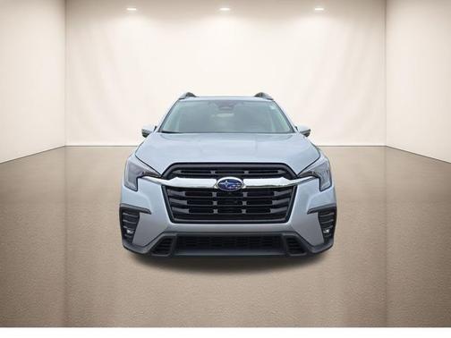 Ice Silver Metallic 2023 Subaru Ascent Limited