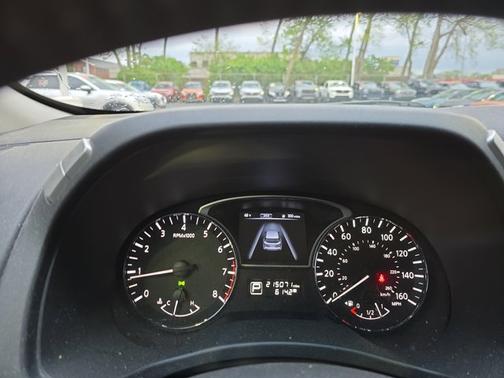 2015 Nissan Pathfinder SV