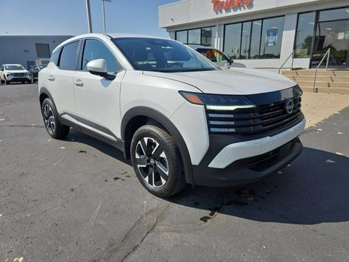 2025 Nissan Kicks SV