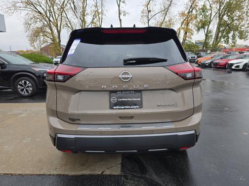 2025 Nissan Rogue SL