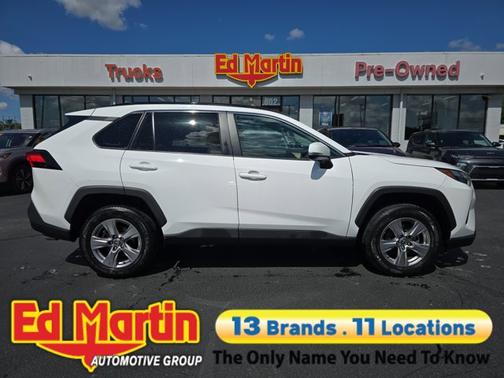 2022 Toyota RAV4 XLE