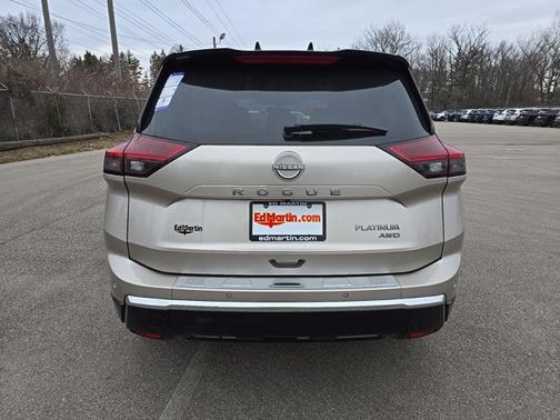2025 Nissan Rogue Platinum