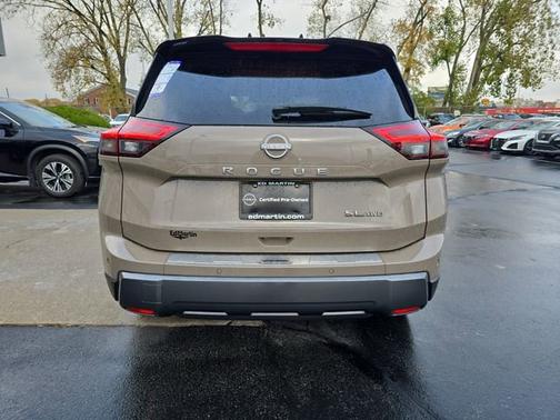 2025 Nissan Rogue SL