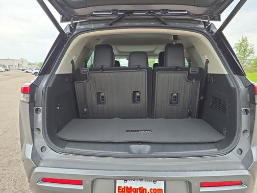 Gun Metallic 2026 Nissan Pathfinder Platinum